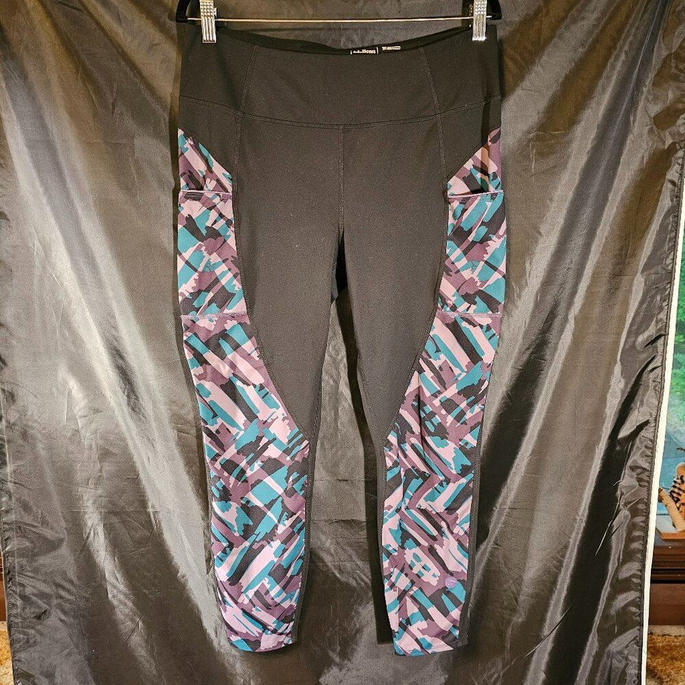 LL Bean Black leggings. Size L Reg